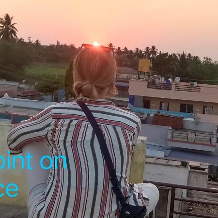 Lohit Homestay Hampi Exterior foto